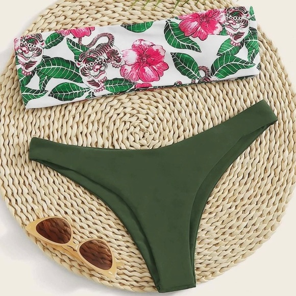 LAST 1 Tiger & floral bandeau green cheeky bottoms - Picture 2 of 3